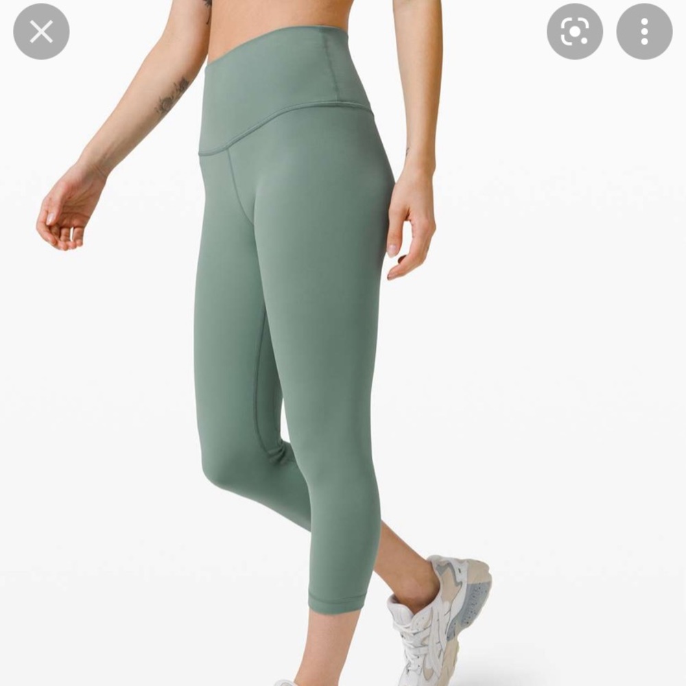 Lululemon align shr crop 21 Tag removed